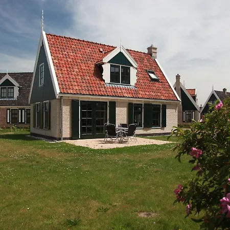 Holiday home Wiringherlant-1 By Interhome